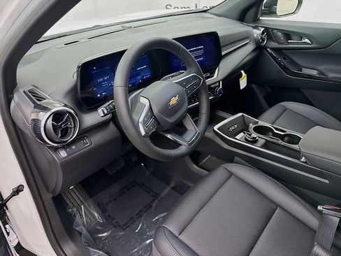 New 2026 Chevrolet Equinox LT image 11