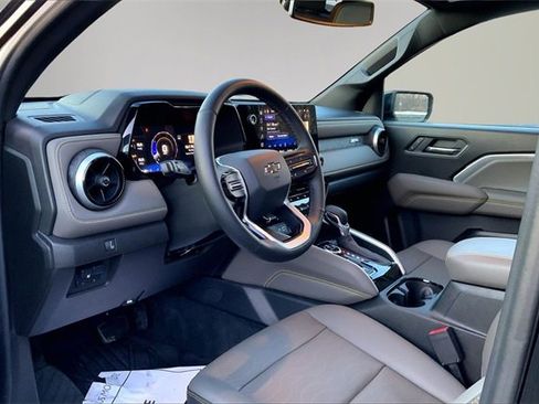 Used 2023 Chevrolet Colorado ZR2 w/ ZR2 Convenience Package III image 11