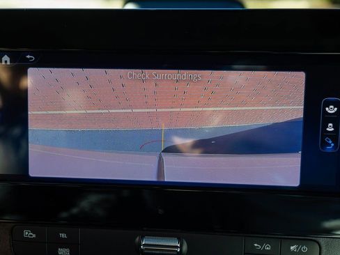 Used 2025 Mercedes-Benz Sprinter 2500 image 16