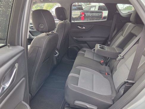 Certified 2025 Chevrolet Blazer LT FWD image 13