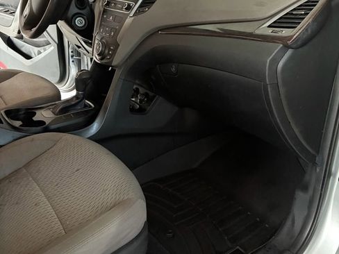 Used 2018 Hyundai Santa Fe Sport image 9