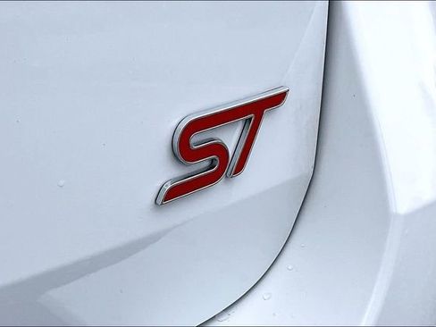 Used 2025 Ford Explorer ST w/ Sun And Sound Package image 26