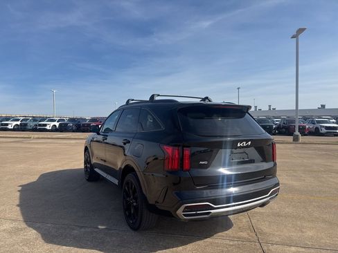 Used 2022 Kia Sorento SX image 19