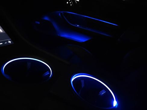 Used 2020 Porsche Taycan Turbo image 58