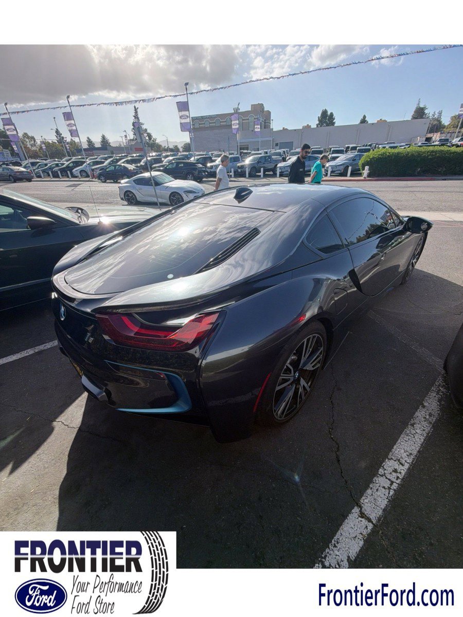 Used 2016 BMW i8 AWD/4WD image 14