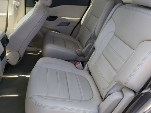 Used 2023 GMC Acadia Denali AWD/4WD image 22
