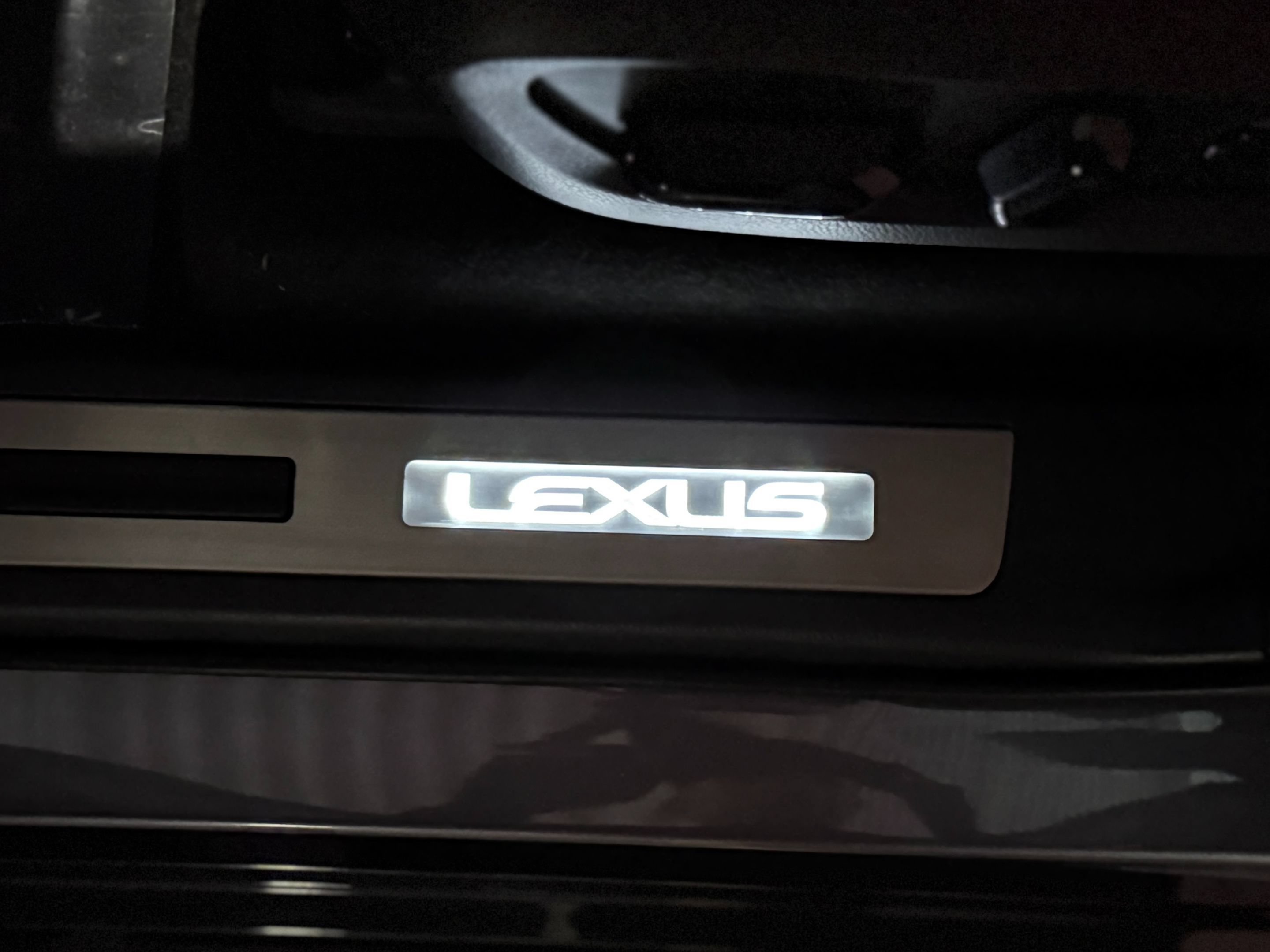 Used 2025 Lexus GX 550 w/ Accessory Package (Z1) AWD/4WD image 12