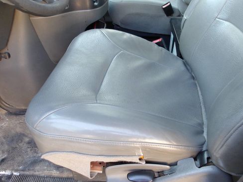 Used 2008 Ford E-350 and Econoline 350 Super Duty image 21