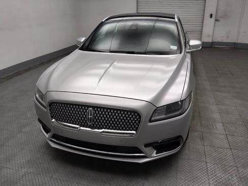 Used 2017 Lincoln Continental Select w/ Climate Package AWD/4WD image 15