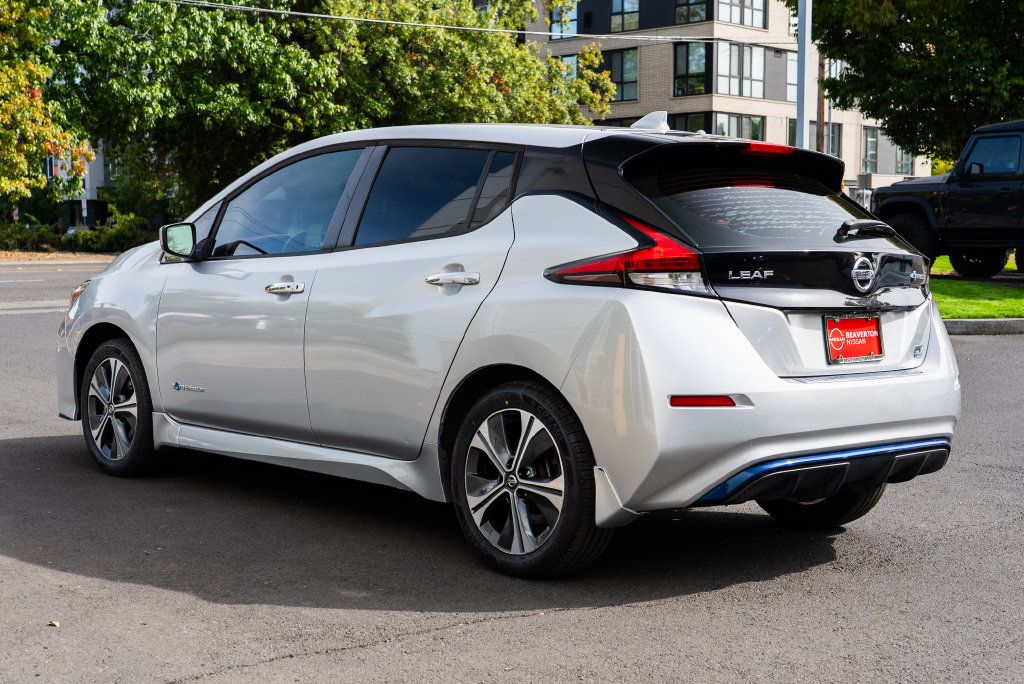 Used 2019 Nissan Leaf SV Plus w/ SV All Weather Package FWD image 4
