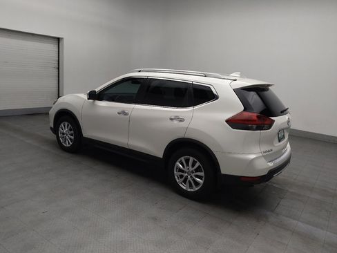 Used 2018 Nissan Rogue SV w/ Premium Package image 3