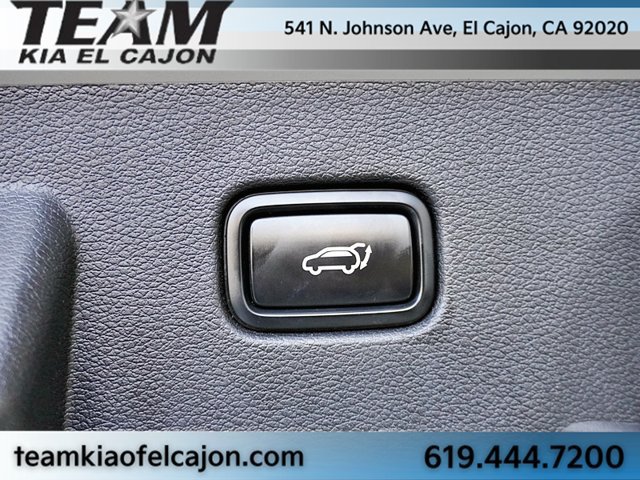 Certified 2026 Kia Sportage EX w/ EX Panorama Roof Package FWD image 15