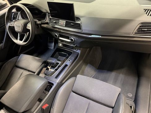 Used 2023 Audi SQ5 Premium Plus w/ Premium Plus Package AWD/4WD image 2