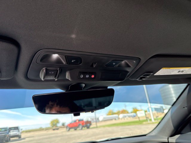 Used 2021 Chevrolet Camaro ZL1 RWD image 31