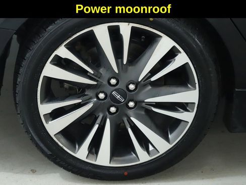 Used 2019 Lincoln MKZ Reserve image 12