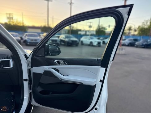 New 2026 BMW X5 sDrive40i RWD image 27