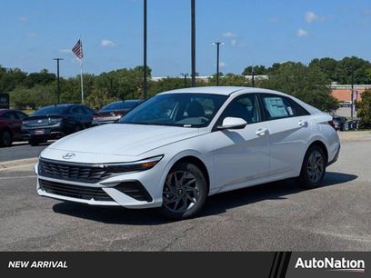 Used 2024 Hyundai Elantra SEL