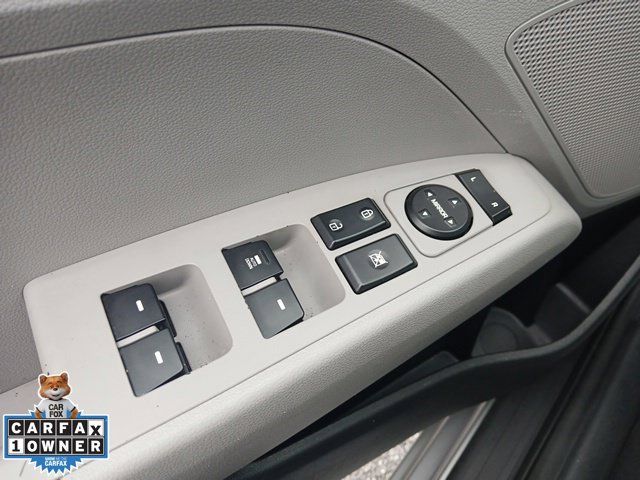 Used 2020 Hyundai Elantra SE FWD image 32