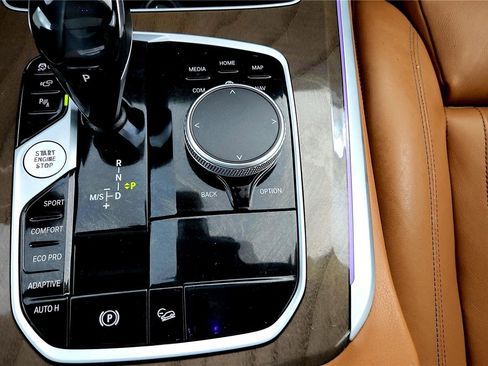 Used 2021 BMW X5 xDrive40i w/ Premium Package image 36