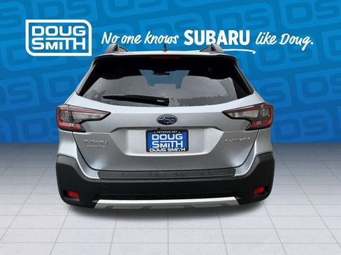 New 2025 Subaru Outback Limited image 4