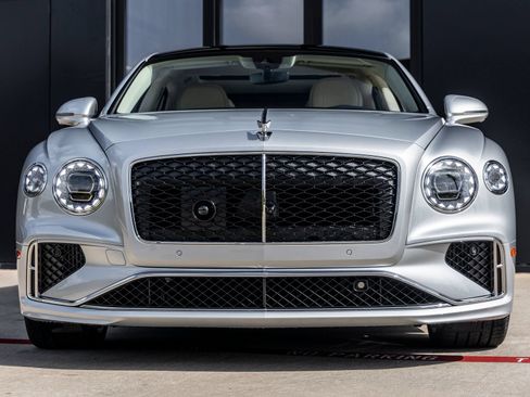 Used 2026 Bentley Flying Spur Plug-In Hybrid AWD/4WD image 4