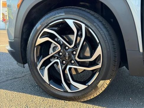 Used 2024 Chevrolet TrailBlazer RS w/ Convenience Package image 23