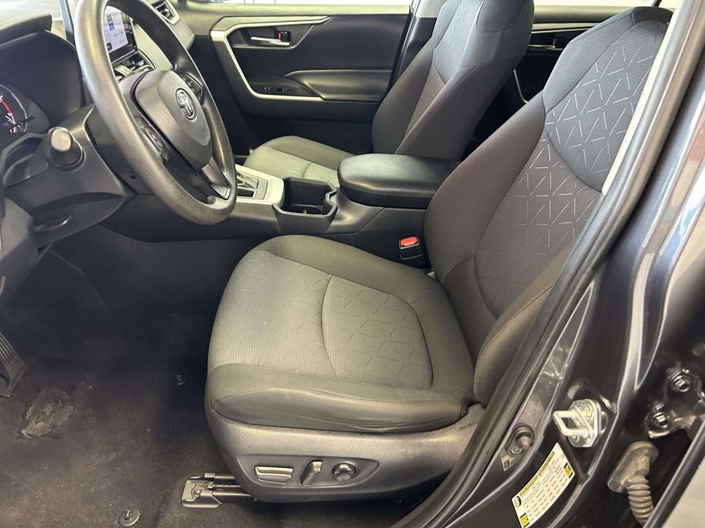Certified 2024 Toyota RAV4 XLE AWD/4WD image 15