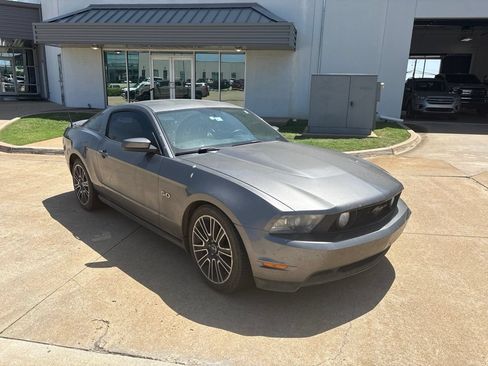 Used 2012 Ford Mustang GT Premium w/ HID Headlamps & Security Pkg RWD image 1
