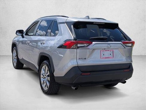 Used 2022 Toyota RAV4 XLE Premium FWD image 7