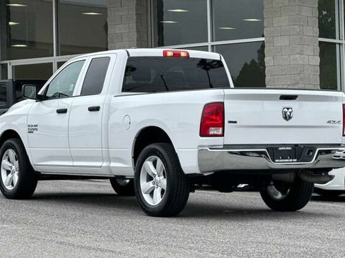 Used 2024 RAM 1500 Classic SLT AWD/4WD image 6