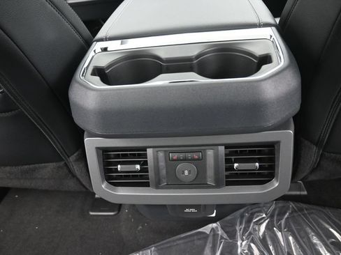 New 2026 Ford F250 Lariat w/ Black Appearance Package AWD/4WD image 16