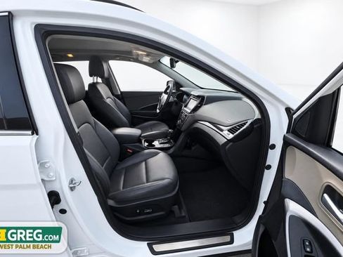 Used 2017 Hyundai Santa Fe Sport FWD image 15