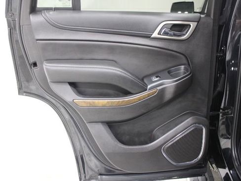 Used 2019 GMC Yukon Denali w/ Denali Ultimate Package image 23