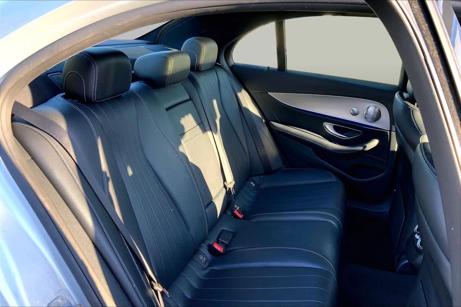 Certified 2017 Mercedes-Benz E 300 4MATIC image 20
