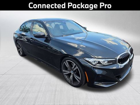 Used 2023 BMW 330i xDrive Sedan w/ Premium Package AWD/4WD image 4
