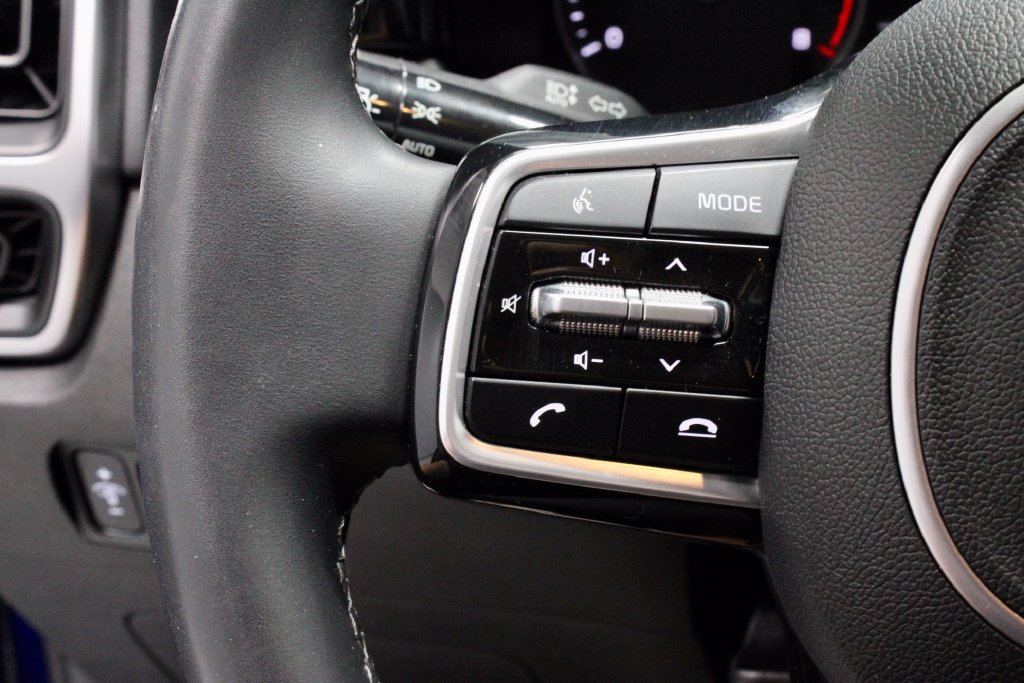 Used 2023 Kia Sorento S FWD image 28
