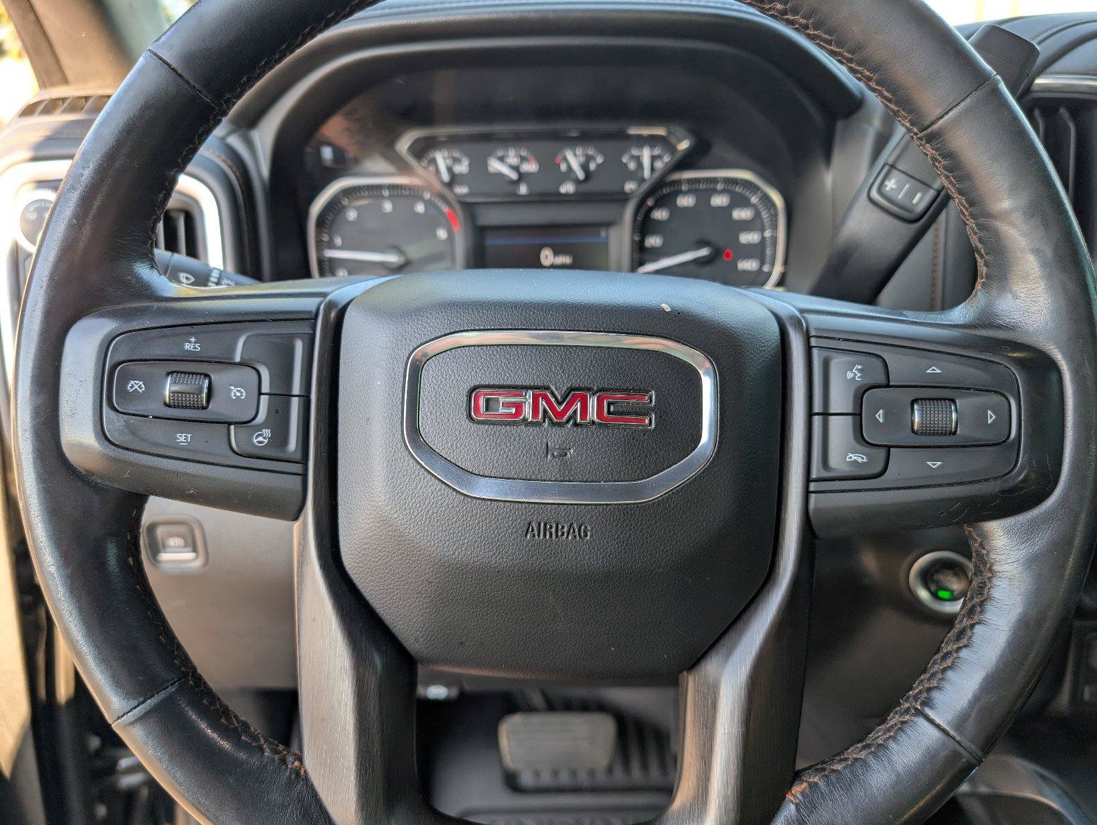 Used 2022 GMC Sierra 2500 AT4 w/ Gooseneck/5TH Wheel Package AWD/4WD image 27