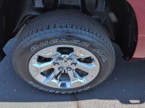 Used 2022 RAM 1500 Big Horn AWD/4WD image 9