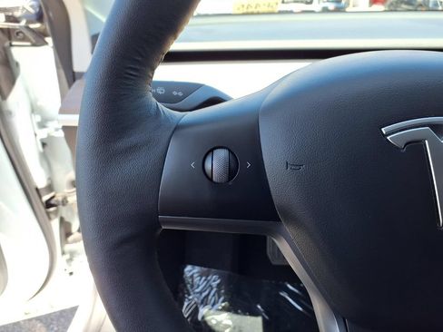 Used 2022 Tesla Model 3 RWD image 14