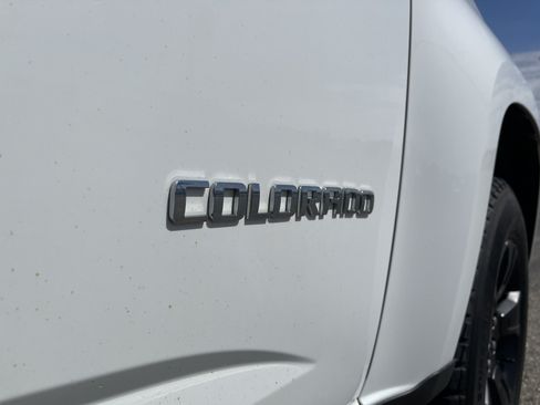 Used 2020 Chevrolet Colorado Z71 AWD/4WD image 25