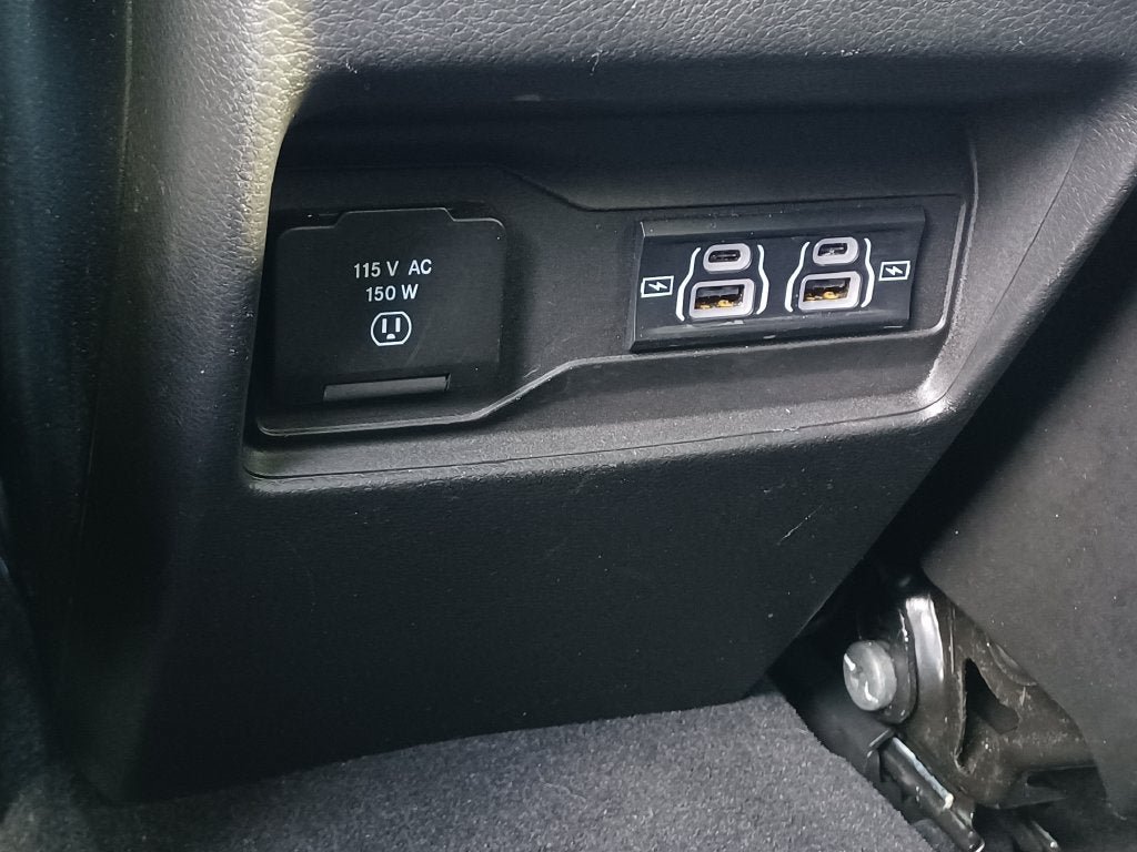 Used 2024 Jeep Grand Cherokee Altitude AWD/4WD image 27