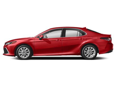 Used 2024 Toyota Camry LE FWD image 3
