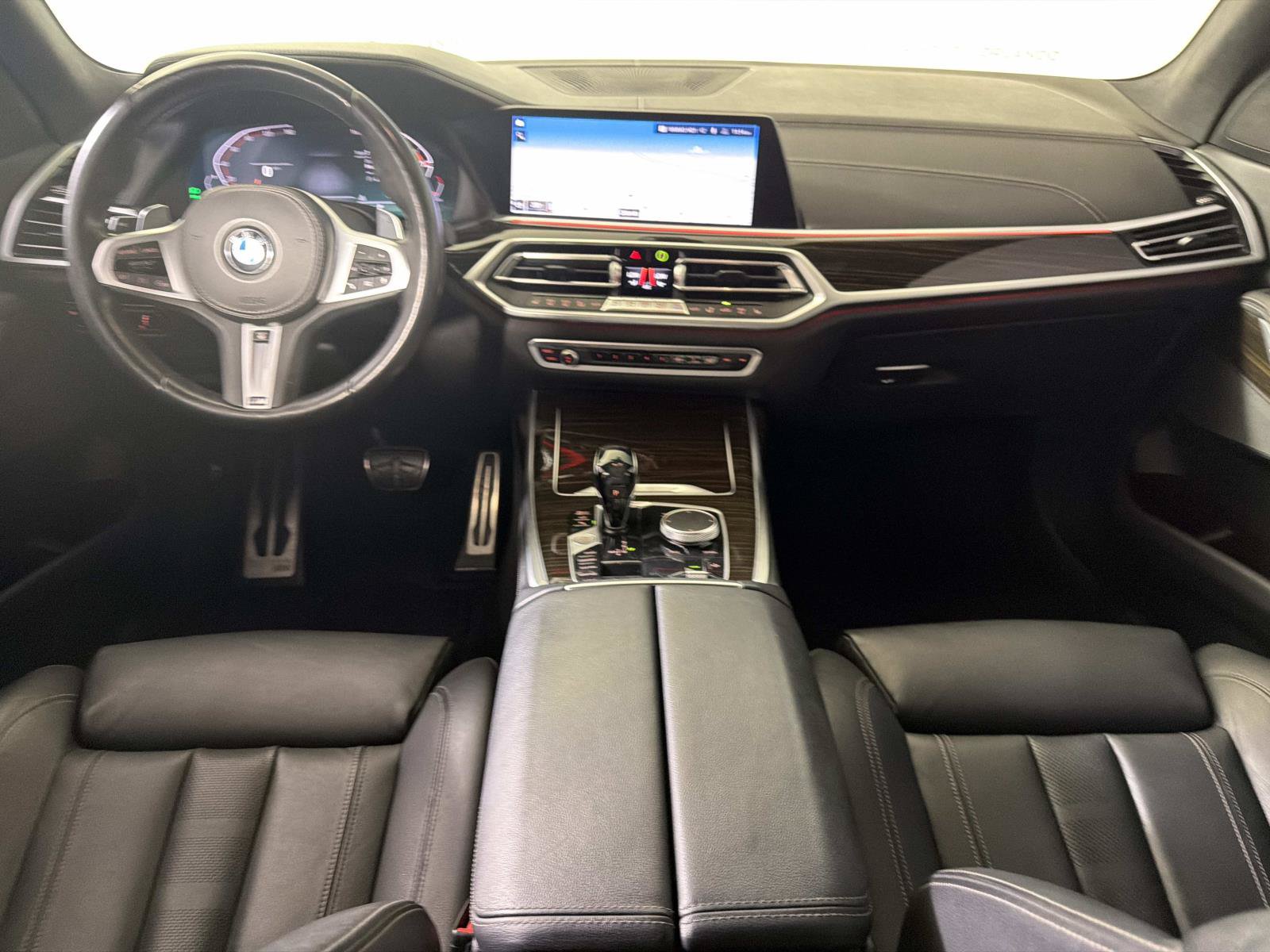 Used 2021 BMW X7 xDrive40i w/ M Sport Package AWD/4WD image 13