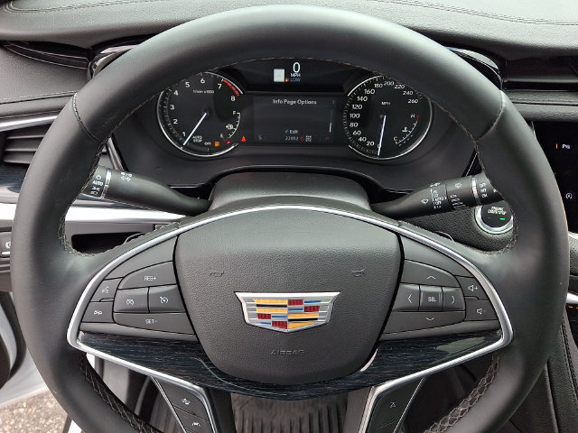 Used 2025 Cadillac XT5 Premium Luxury w/ LPO, Floor Liner Package AWD/4WD image 19