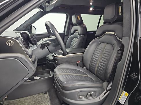 Used 2023 Rivian R1S Adventure AWD/4WD image 20