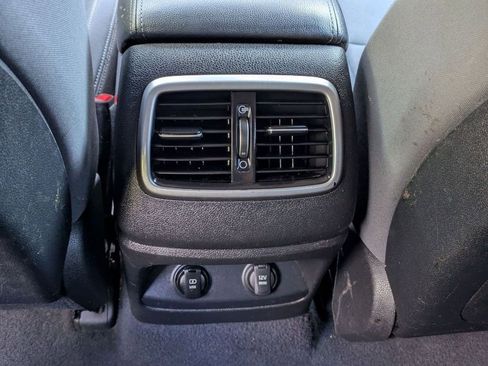 Used 2016 Kia Sorento LX image 21