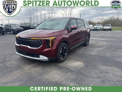 Certified 2025 Kia Carnival LXS