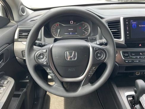 Used 2018 Honda Pilot EX image 19