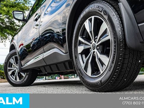 Used 2024 Nissan Murano SV FWD image 16