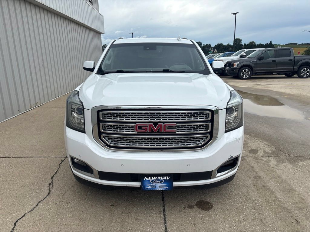 Used 2016 GMC Yukon SLE w/ Convenience Package AWD/4WD image 2